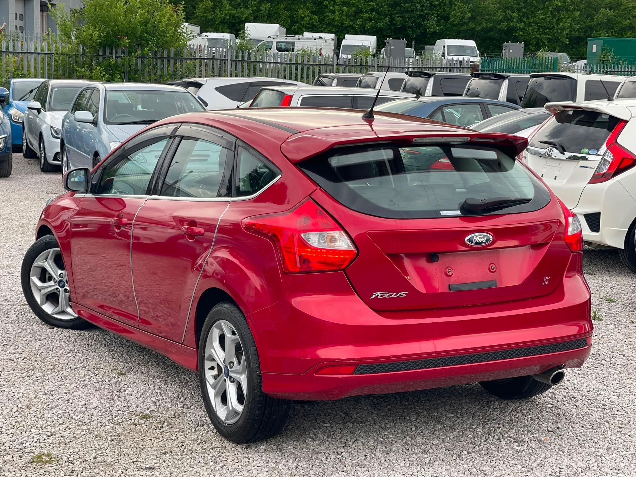 Ford Focus - Image 7