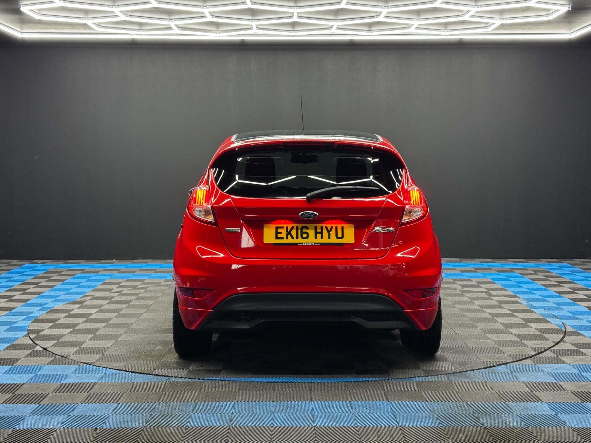 Ford Fiesta - Image 7