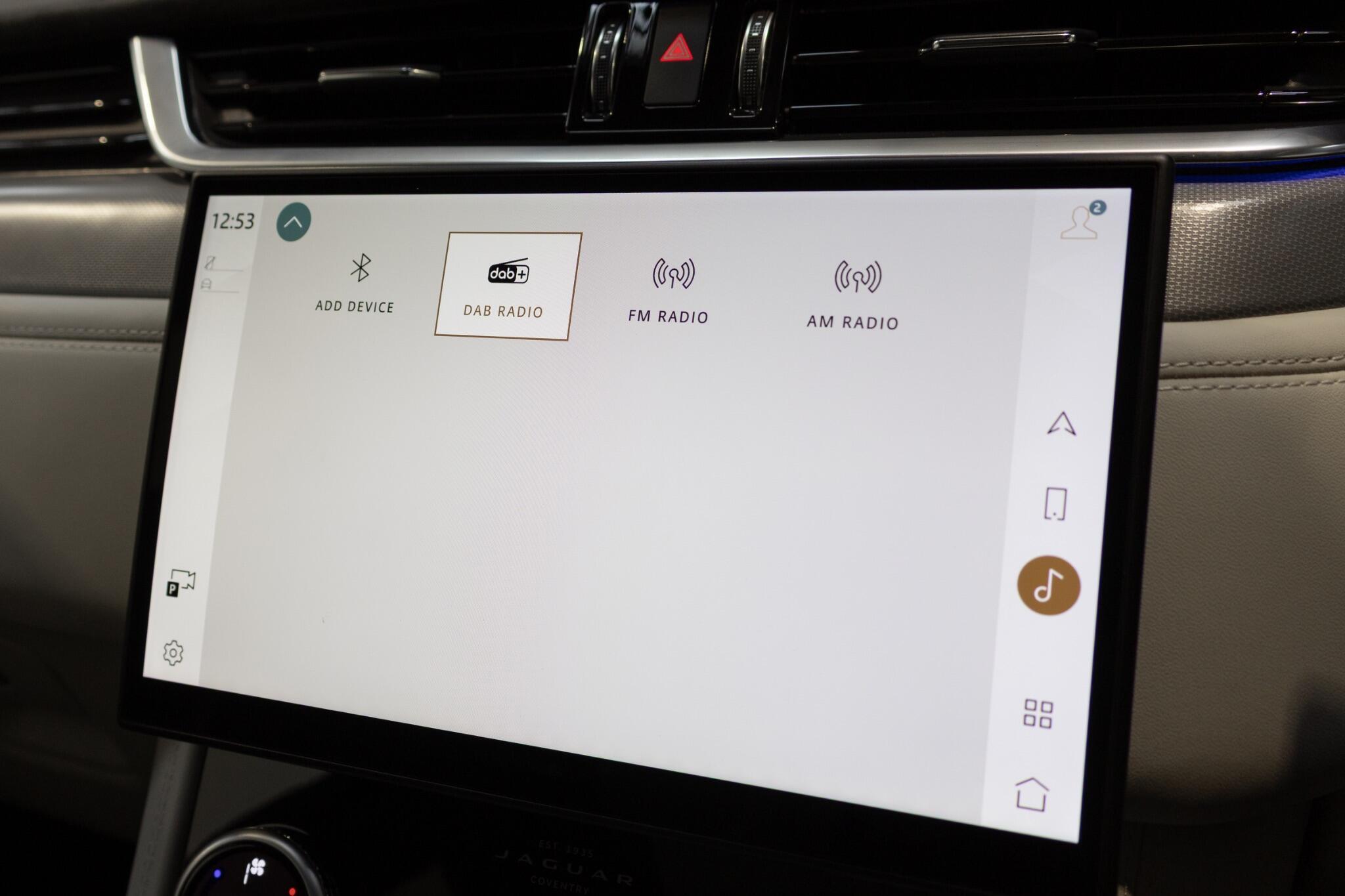 Jaguar F-Pace - Image 39