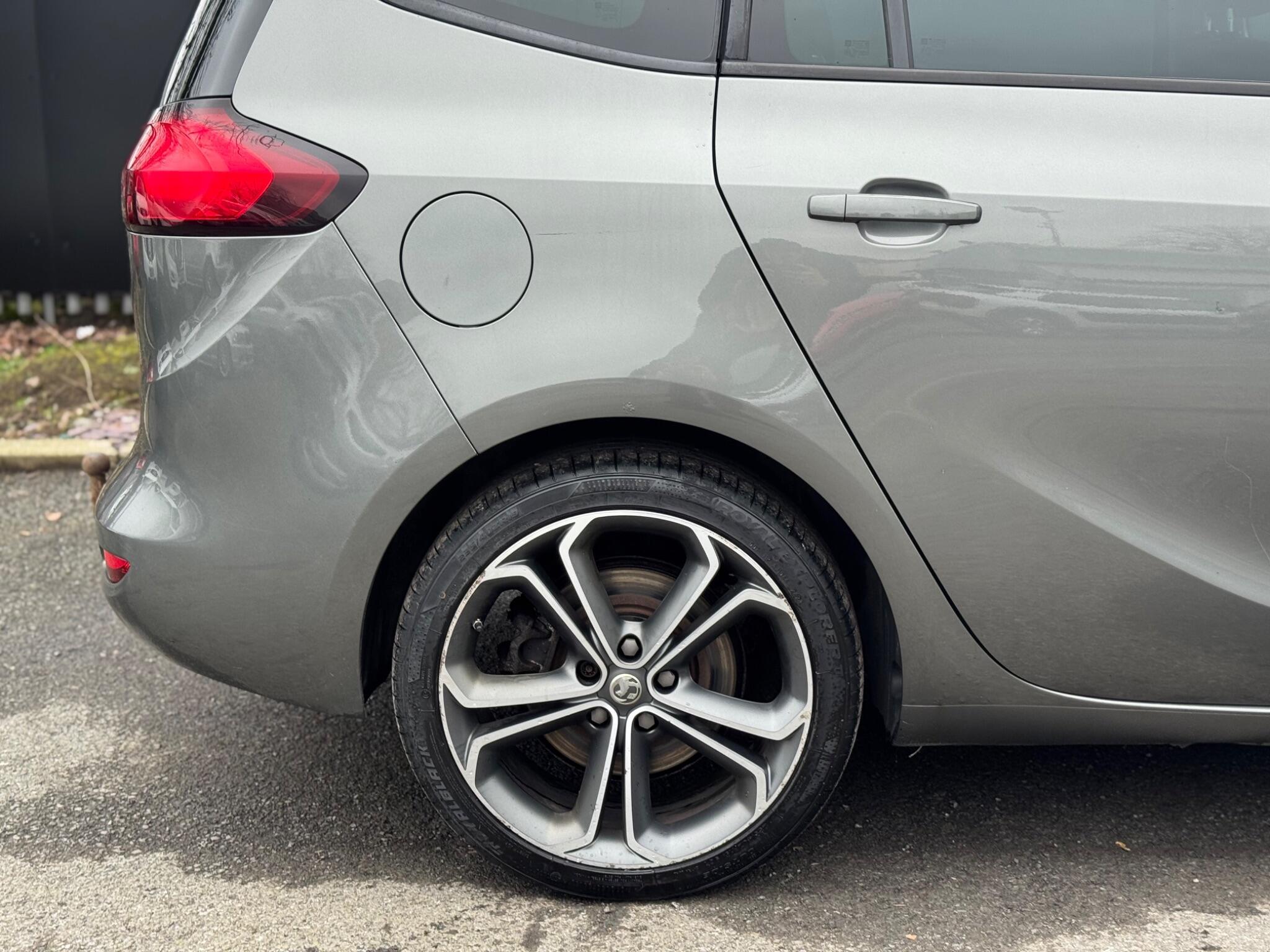 Vauxhall Zafira Tourer - Image 20