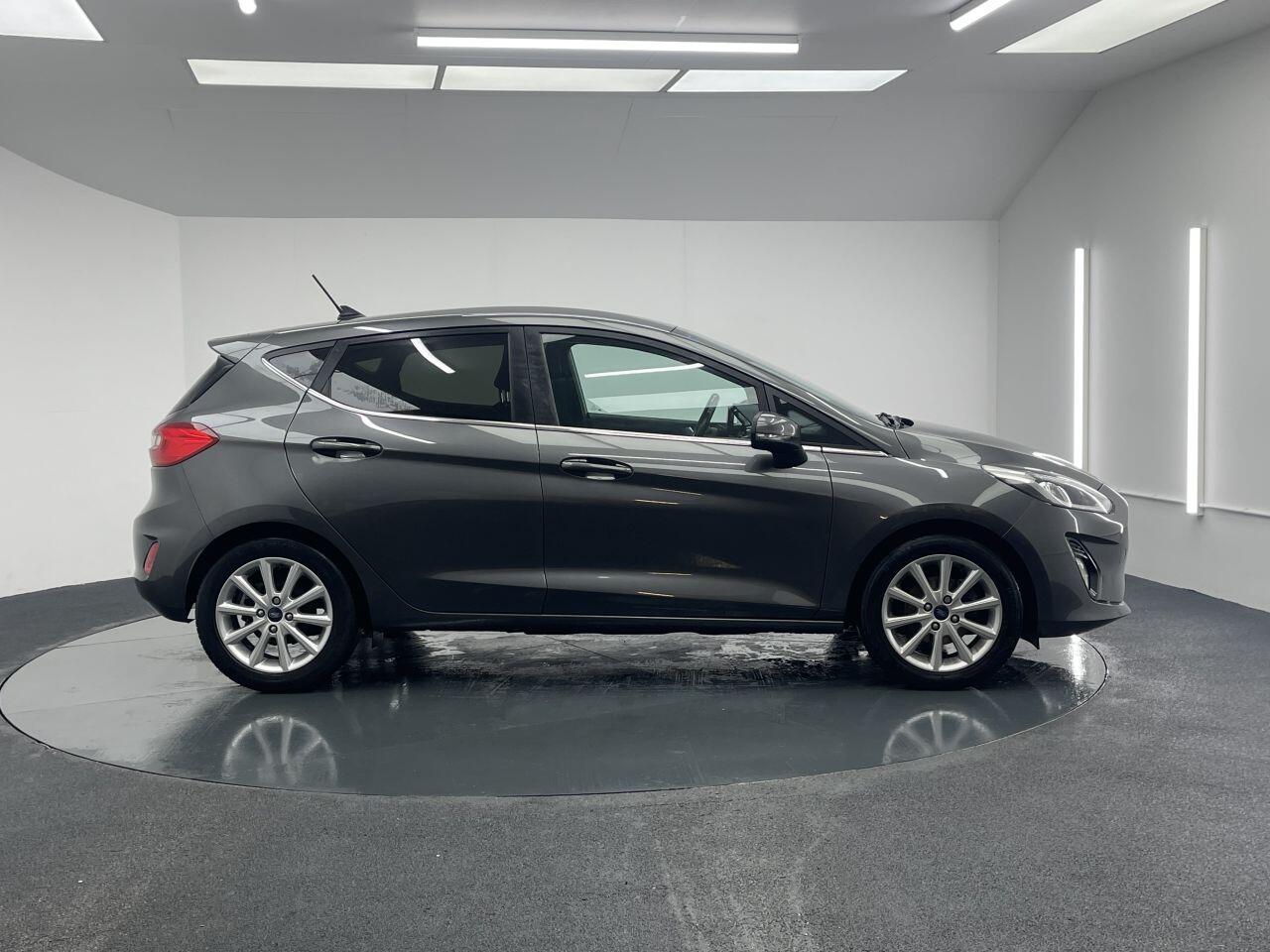 Ford Fiesta - Image 31