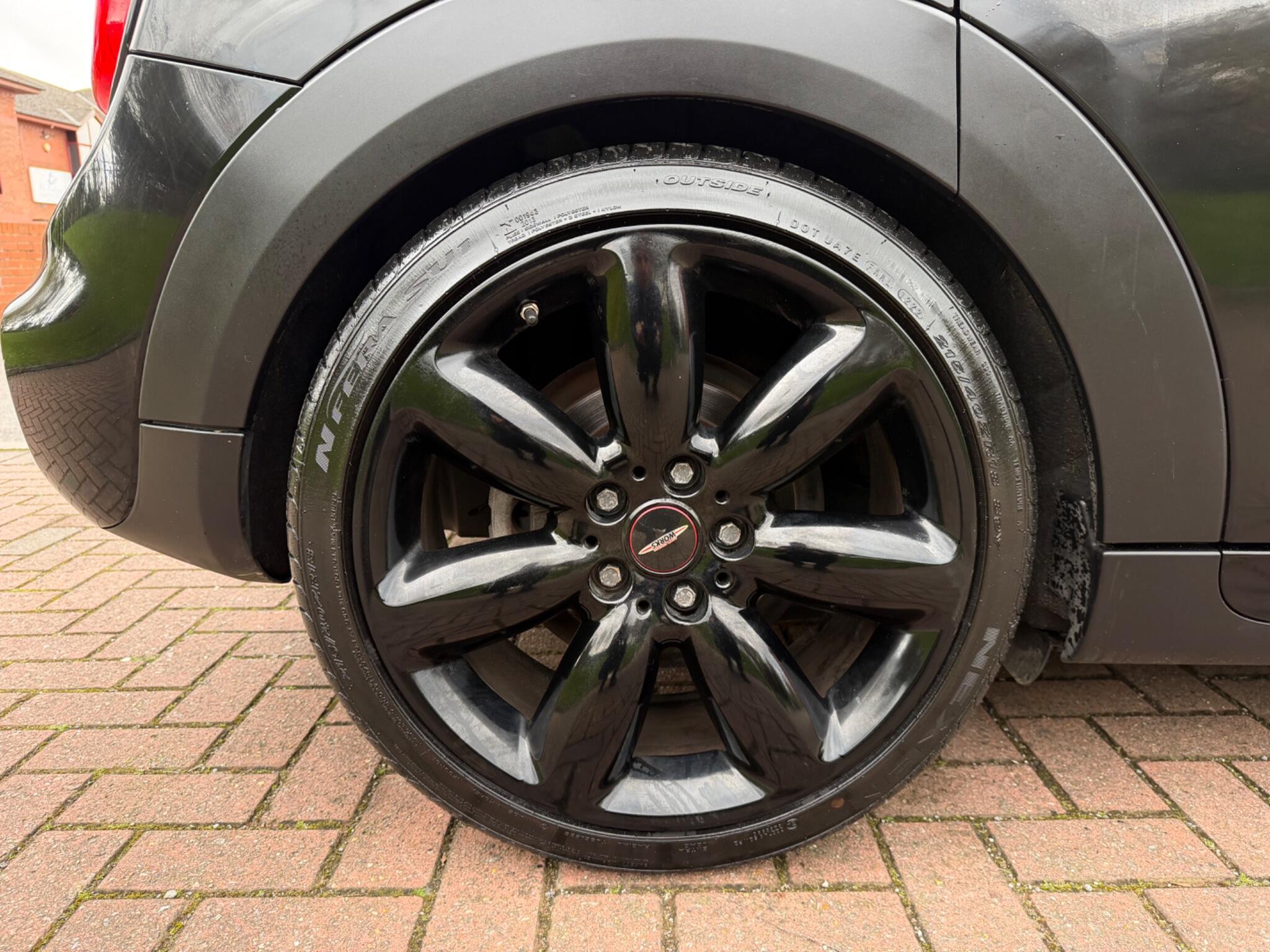 MINI Hatch - Image 26