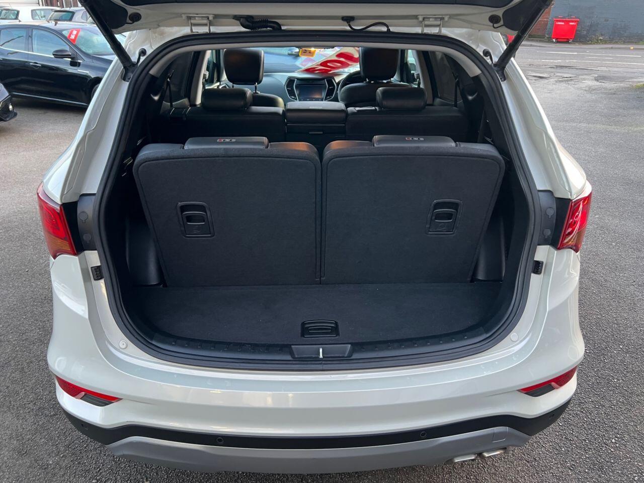 Hyundai Santa Fe - Image 8