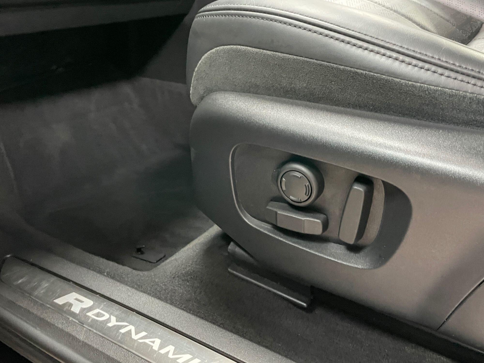 Land Rover Range Rover Evoque - Image 34