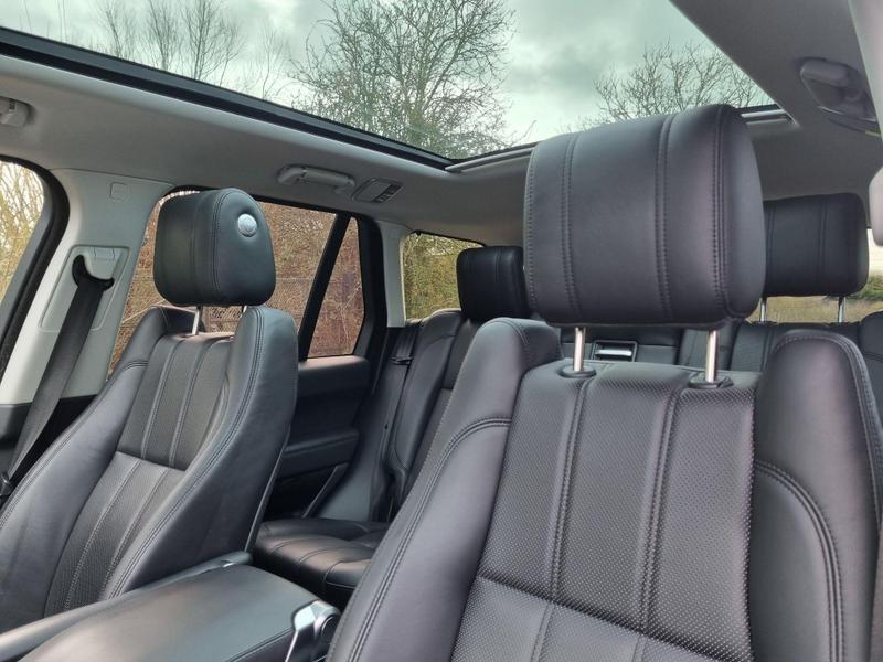 Land Rover Range Rover - Image 13