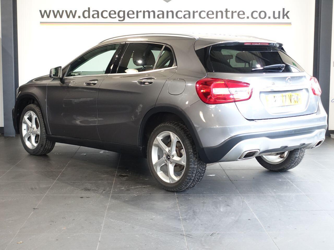 Mercedes-benz GLA - Image 8