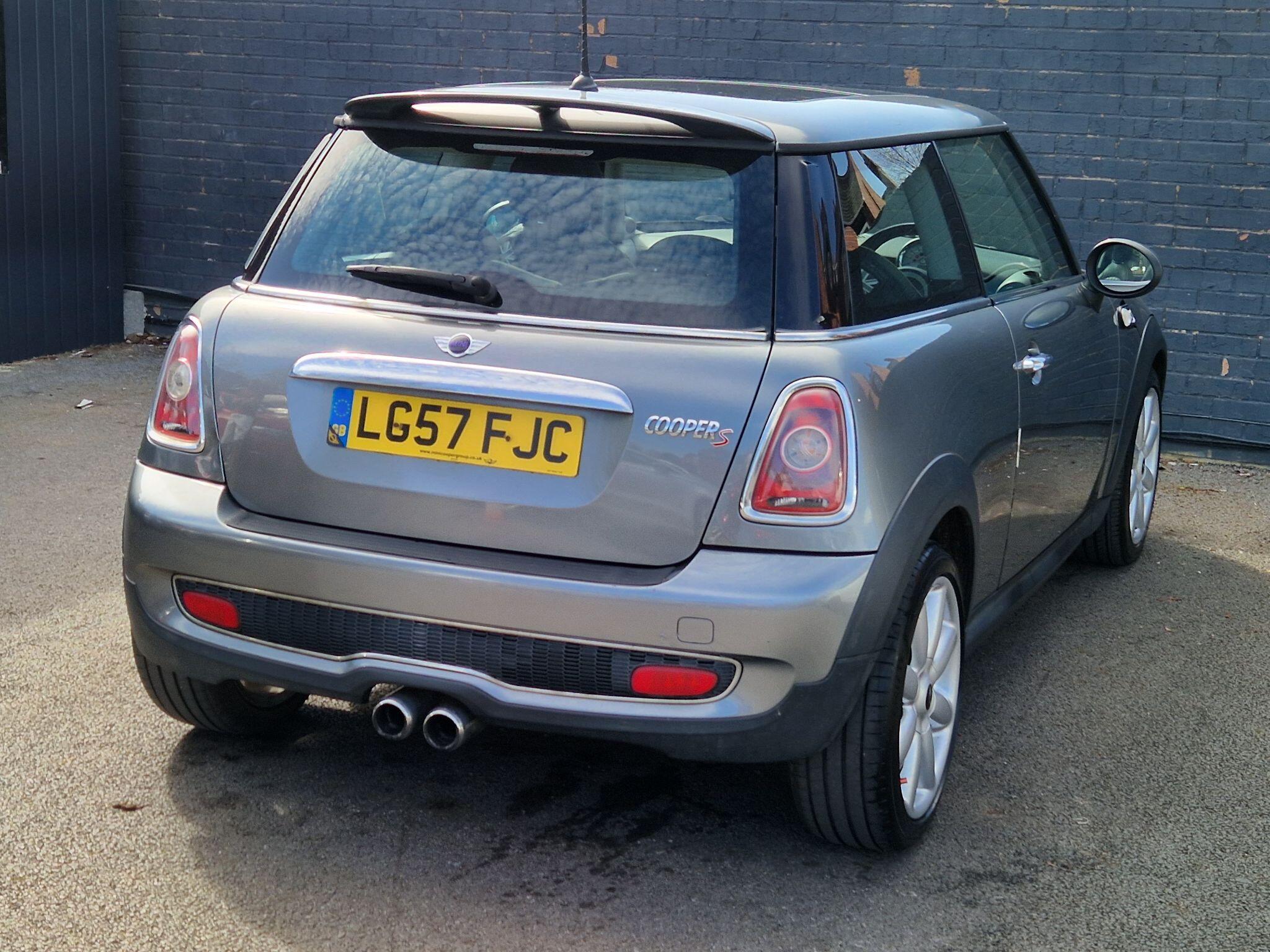 MINI Hatch - Image 10
