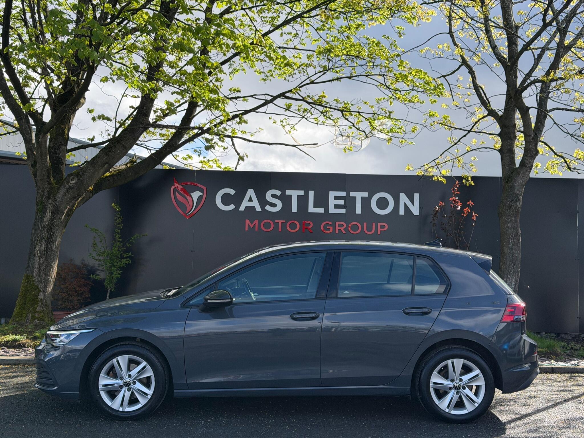 Volkswagen Golf - Image 14