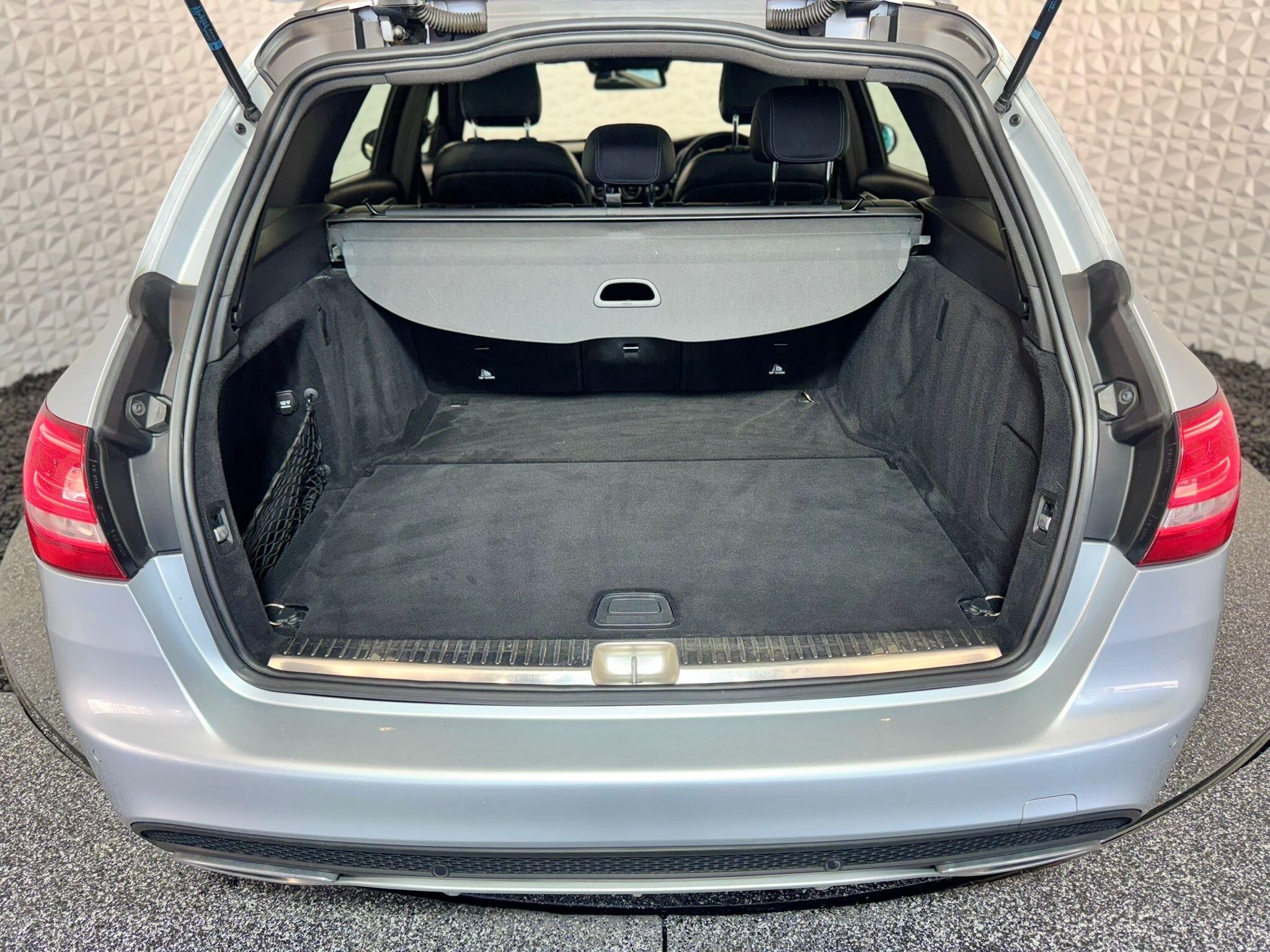 Mercedes C Class - Image 23