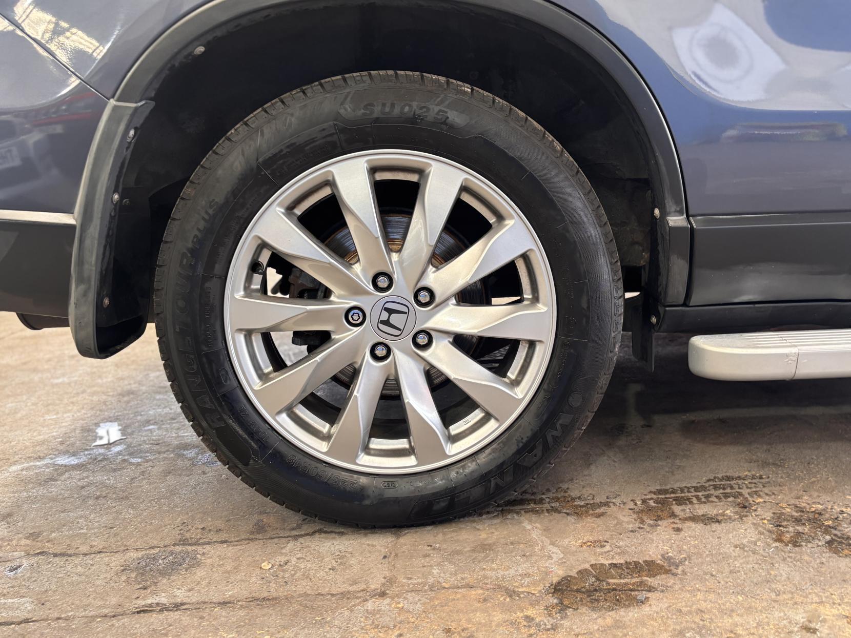Honda CR-V - Image 14
