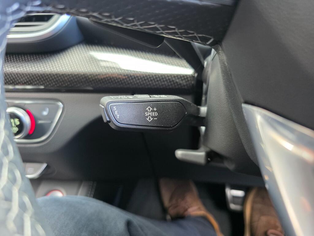 Audi SQ5 - Image 43