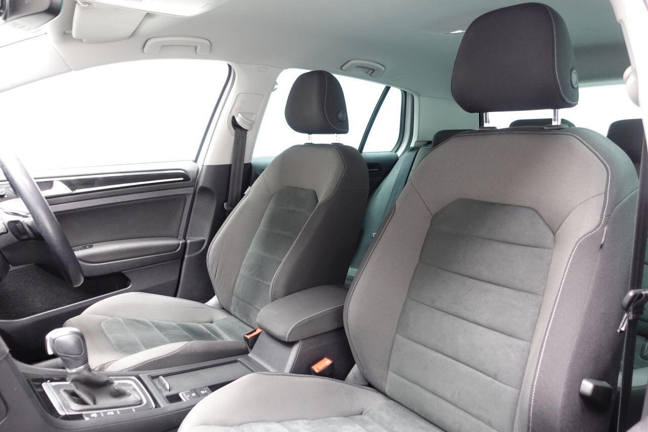 Volkswagen Golf - Image 17