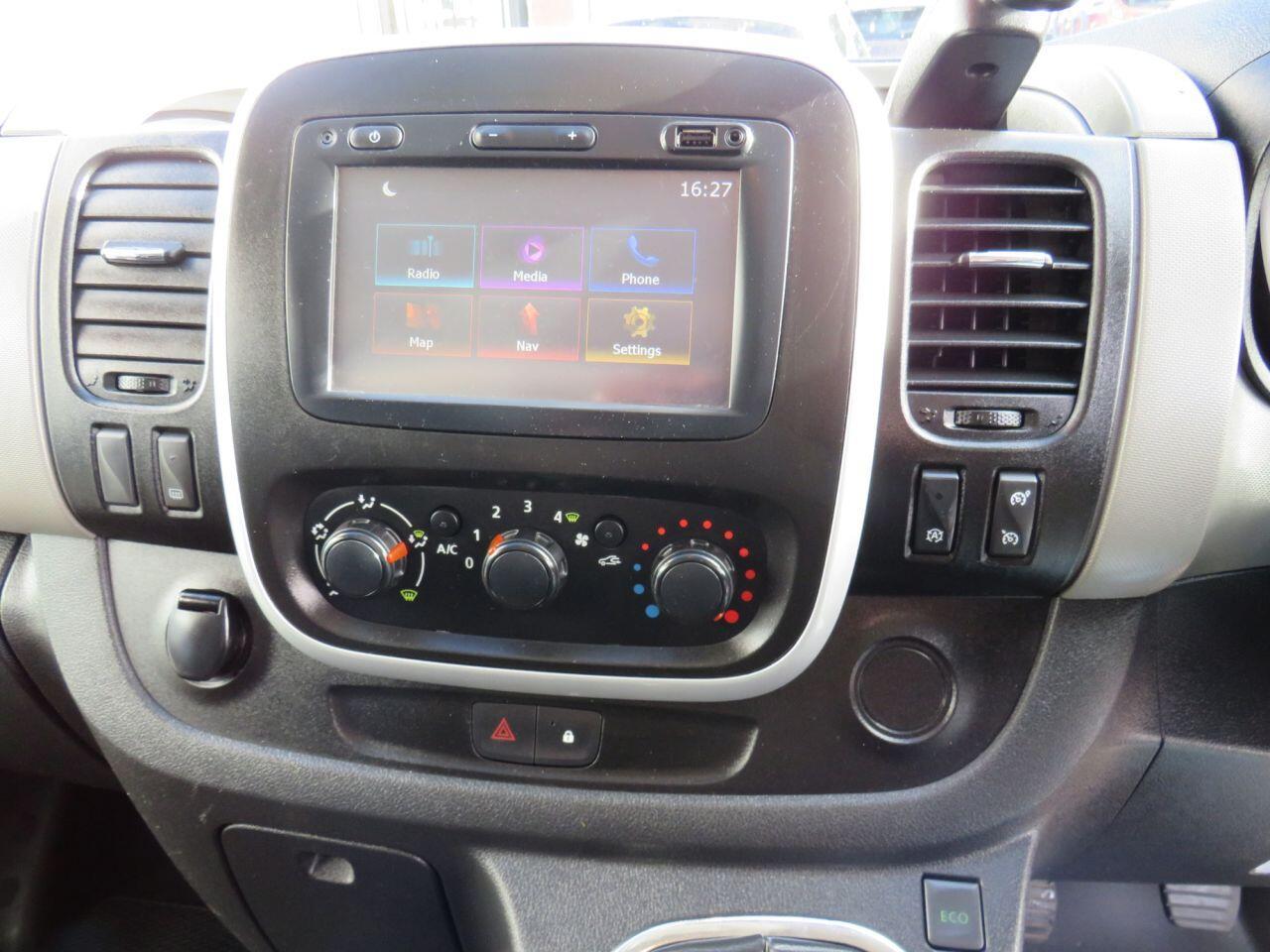 Renault Trafic - Image 13