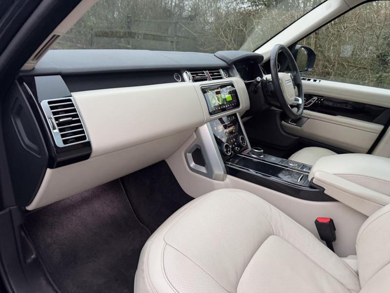 Land Rover Range Rover - Image 8