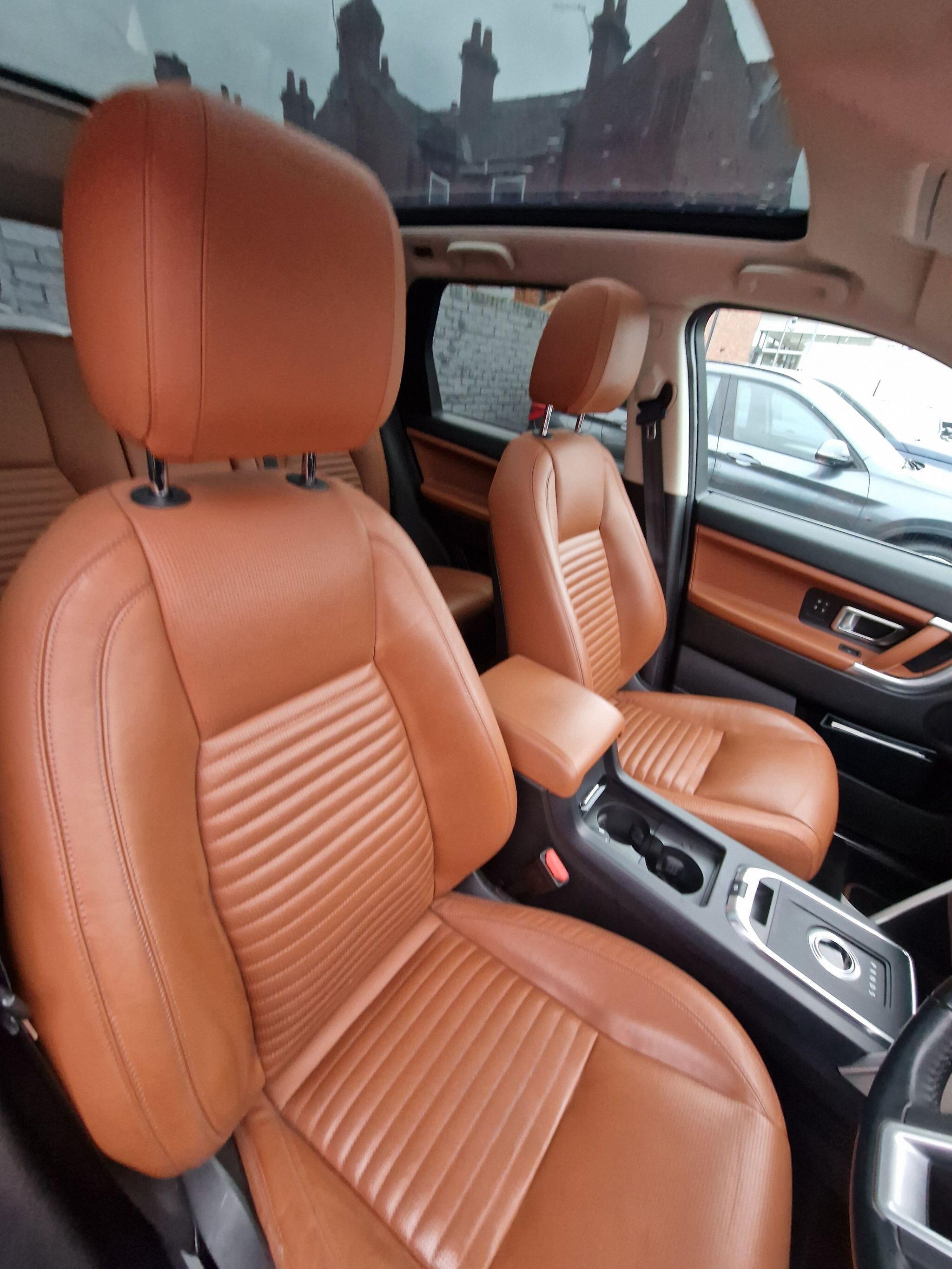 Land Rover DISCOVERY SPORT - Image 32