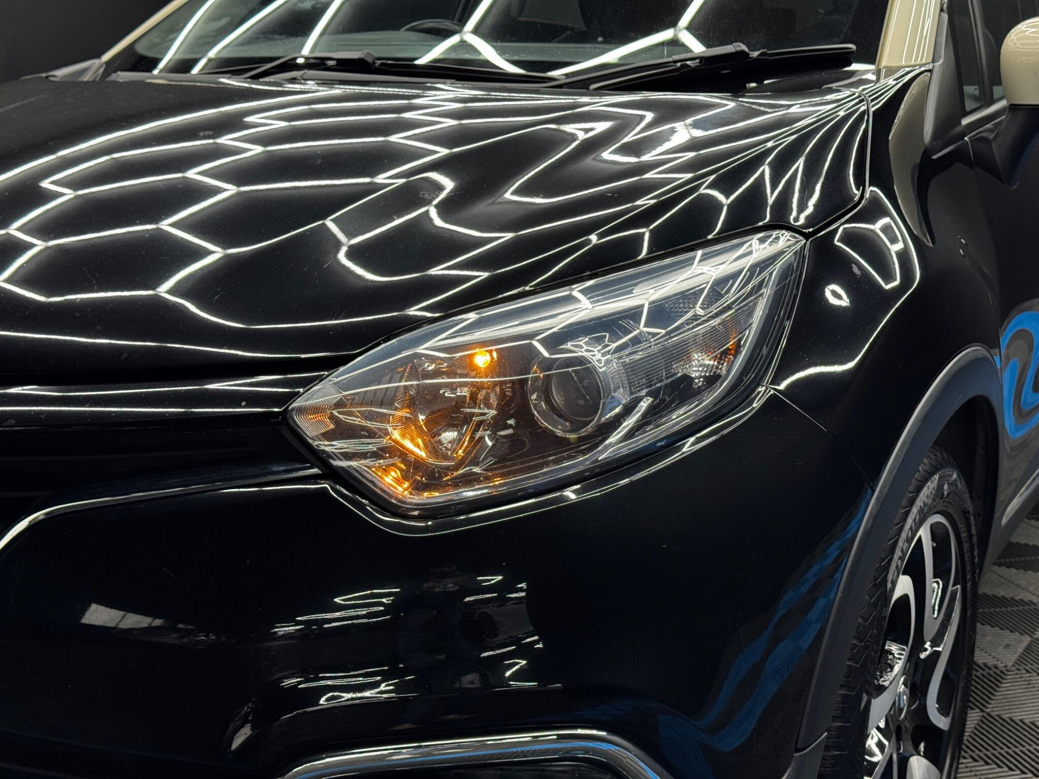 Renault Captur - Image 40