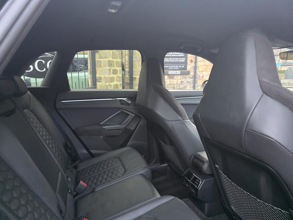 Audi RS Q3 - Image 27