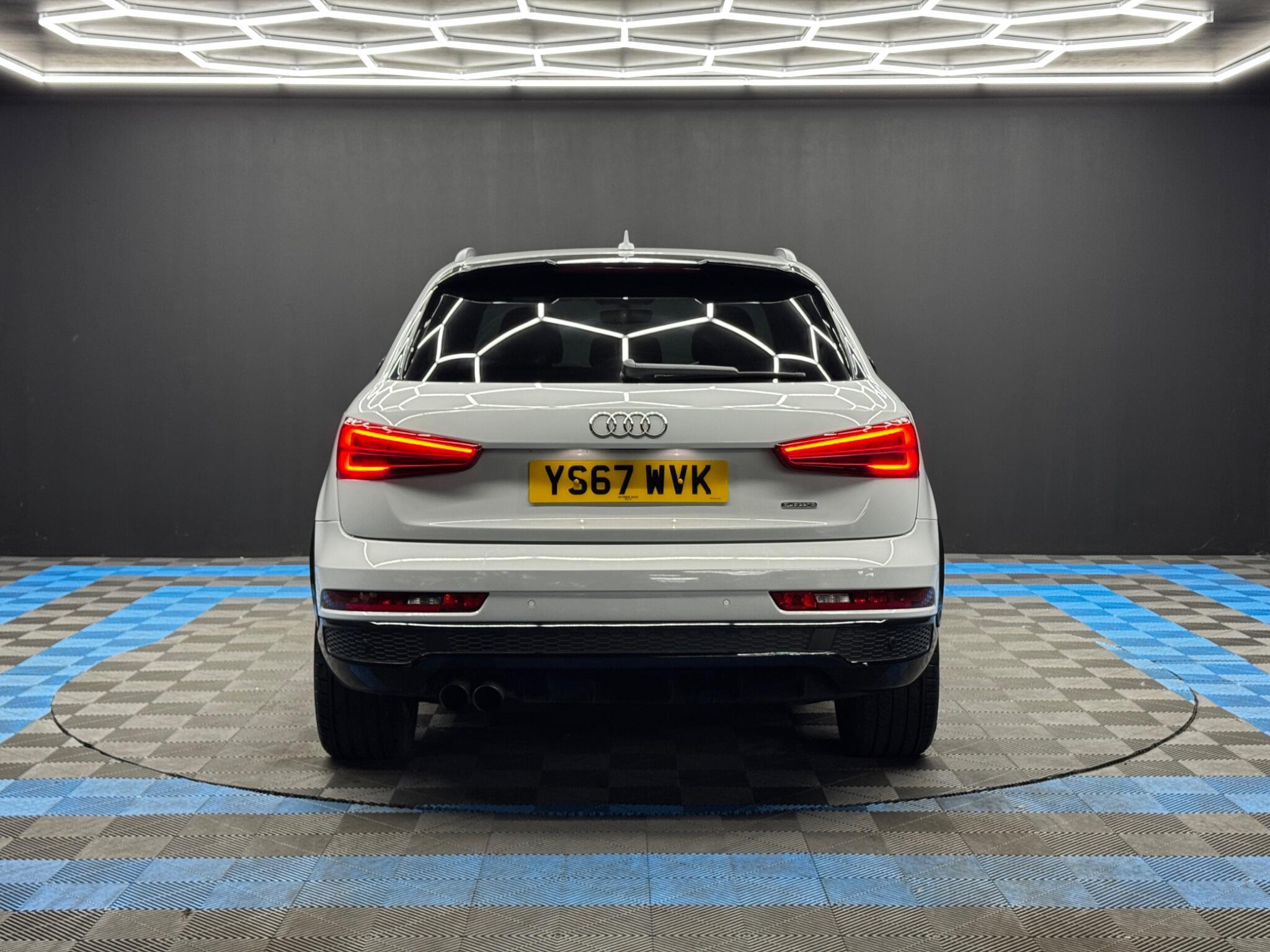 Audi Q3 - Image 6