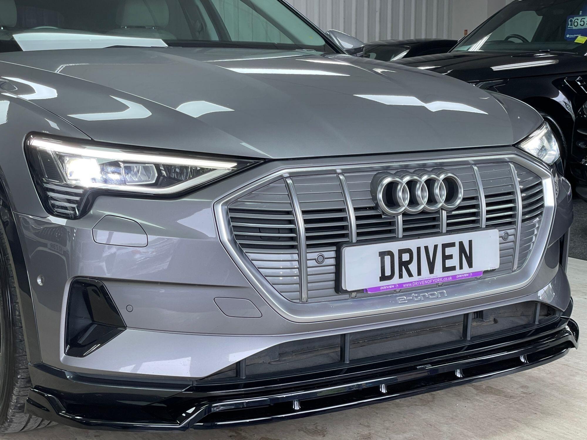 Audi E-Tron - Image 4