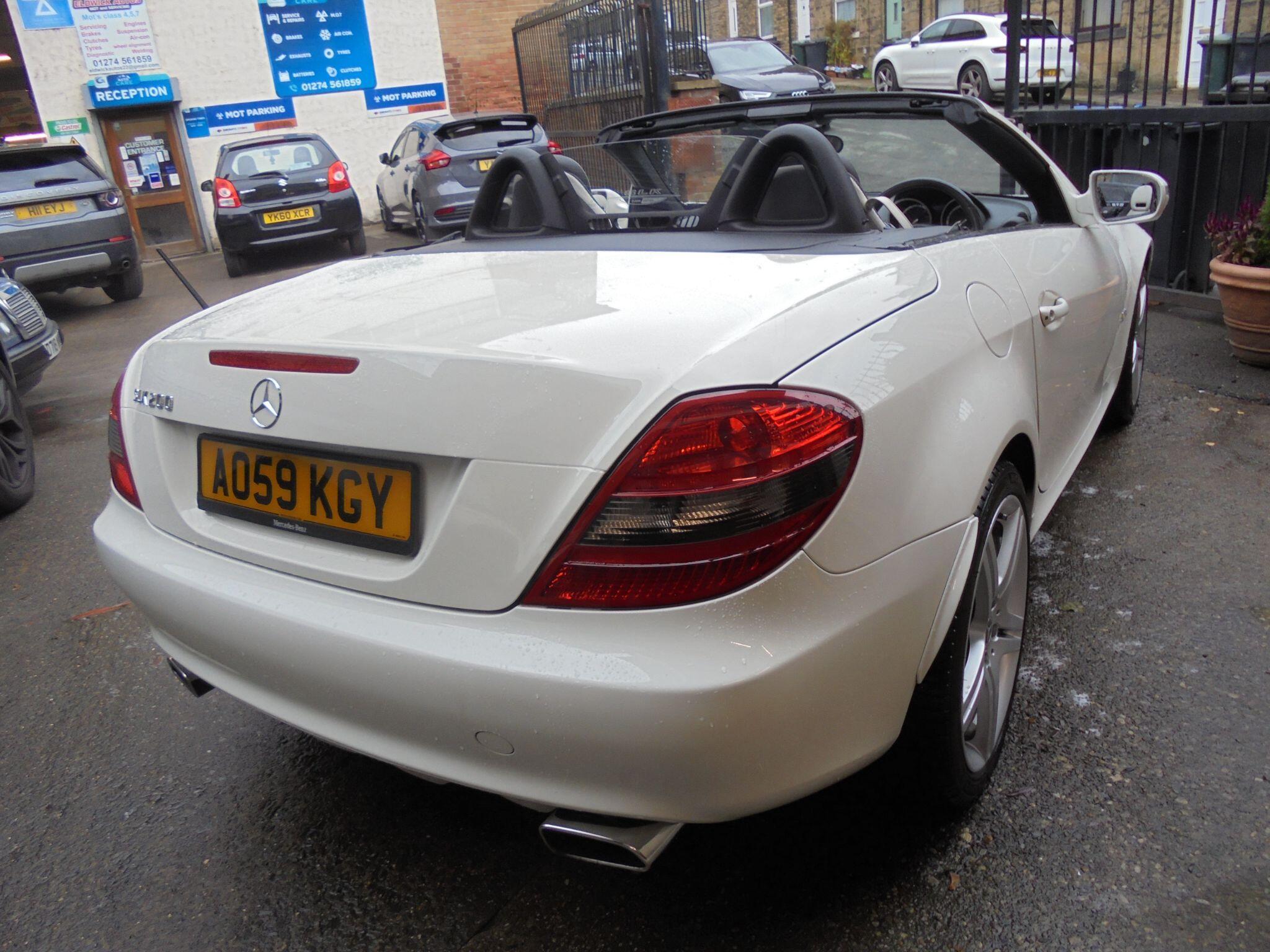 Mercedes SLK - Image 6