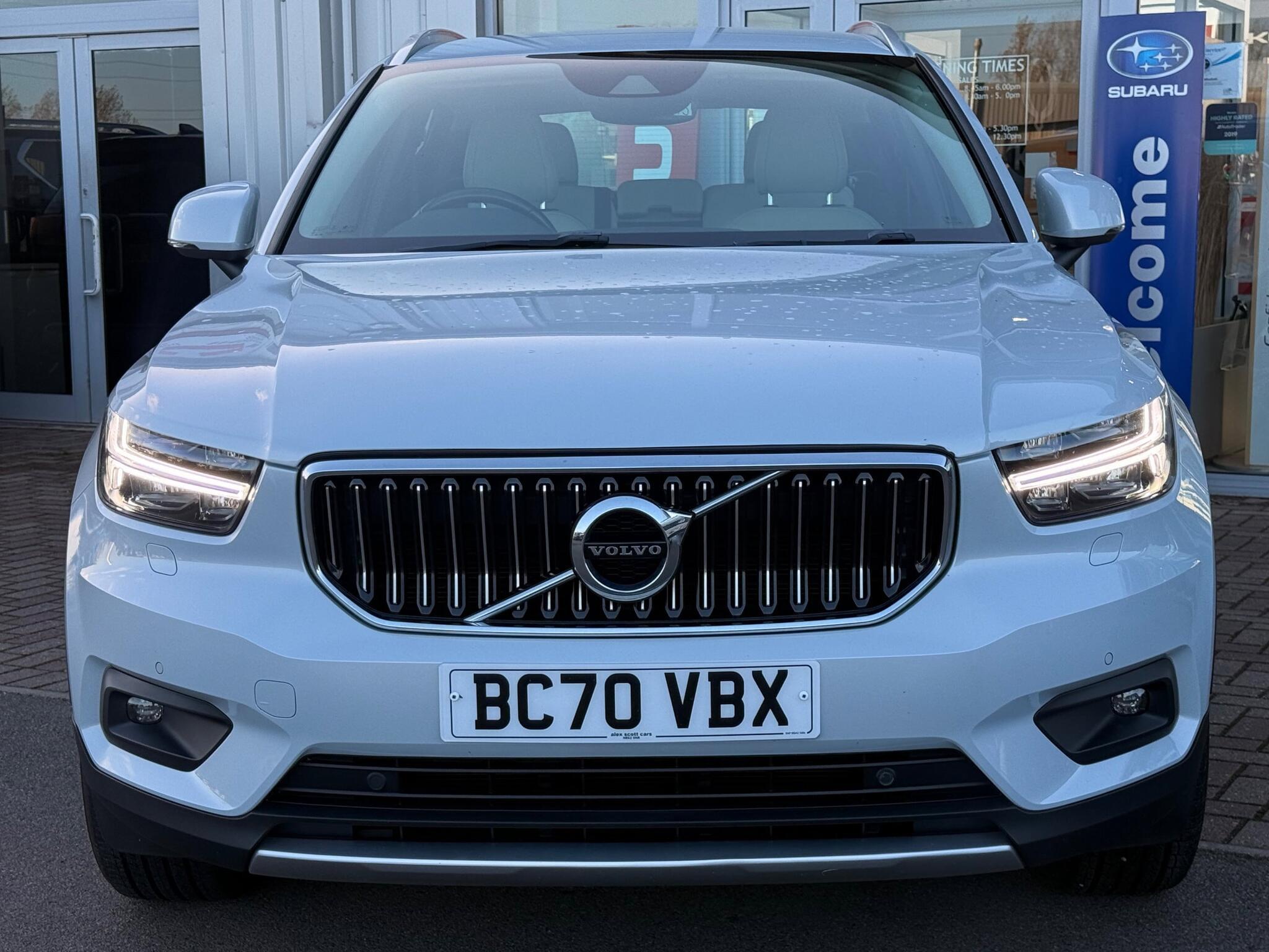 Volvo XC40 - Image 2