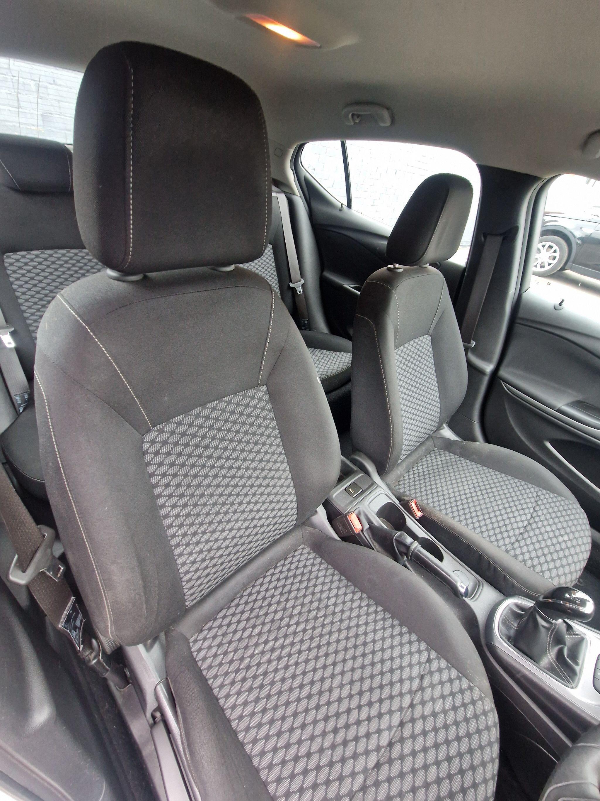 Vauxhall Astra - Image 28