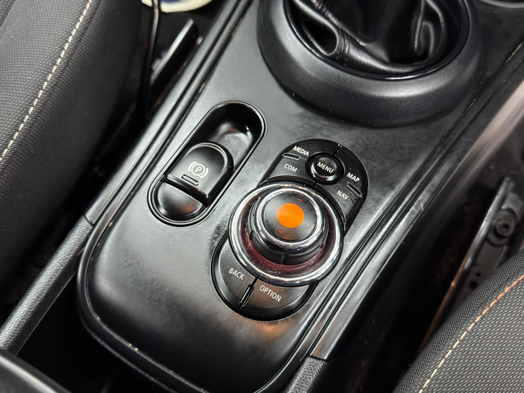 MINI Countryman - Image 24