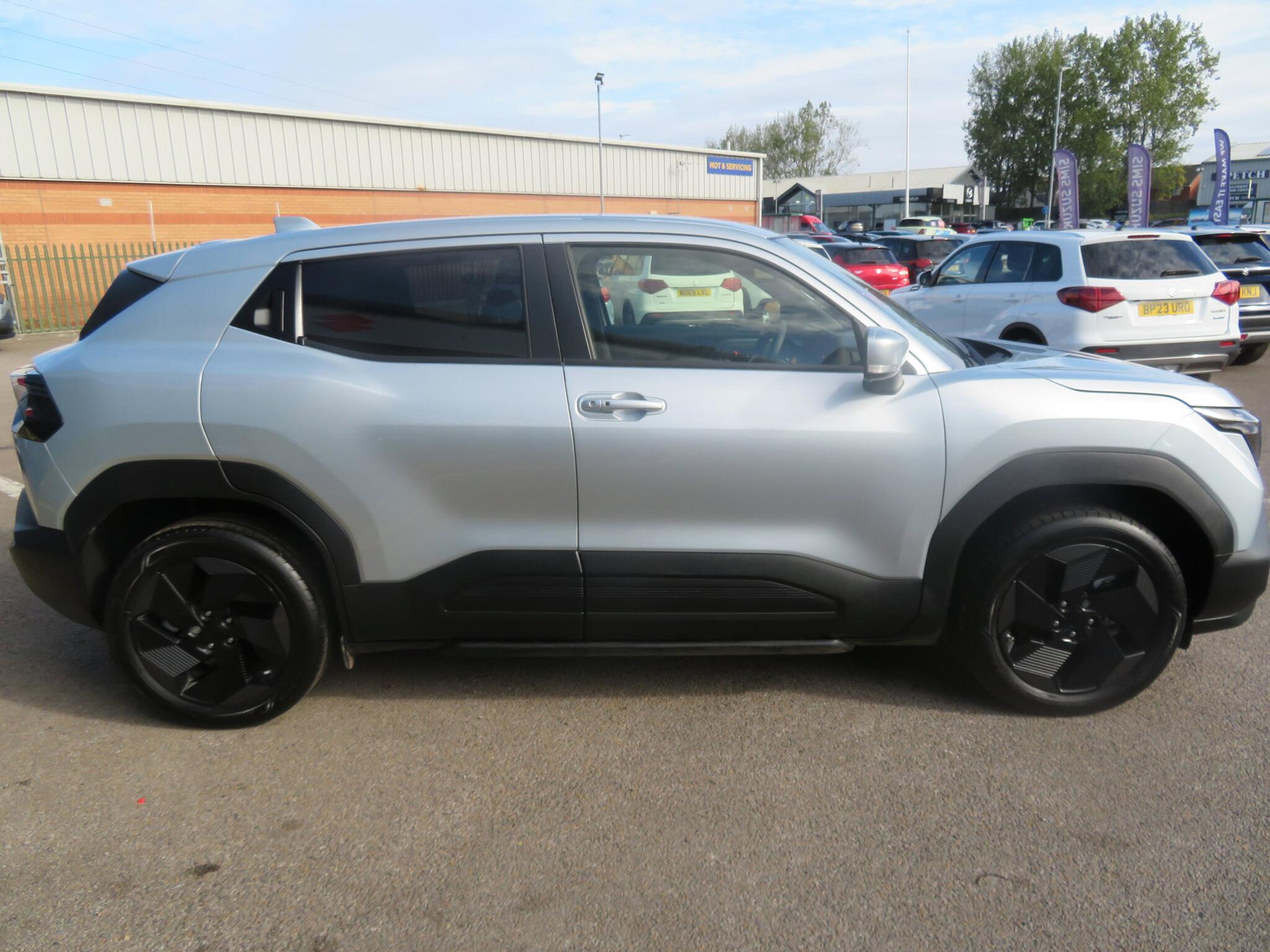 Suzuki e Vitara - Image 13