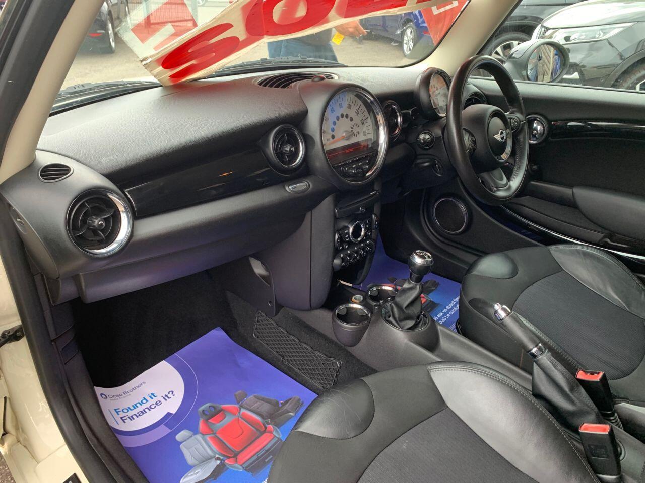MINI Clubman - Image 20