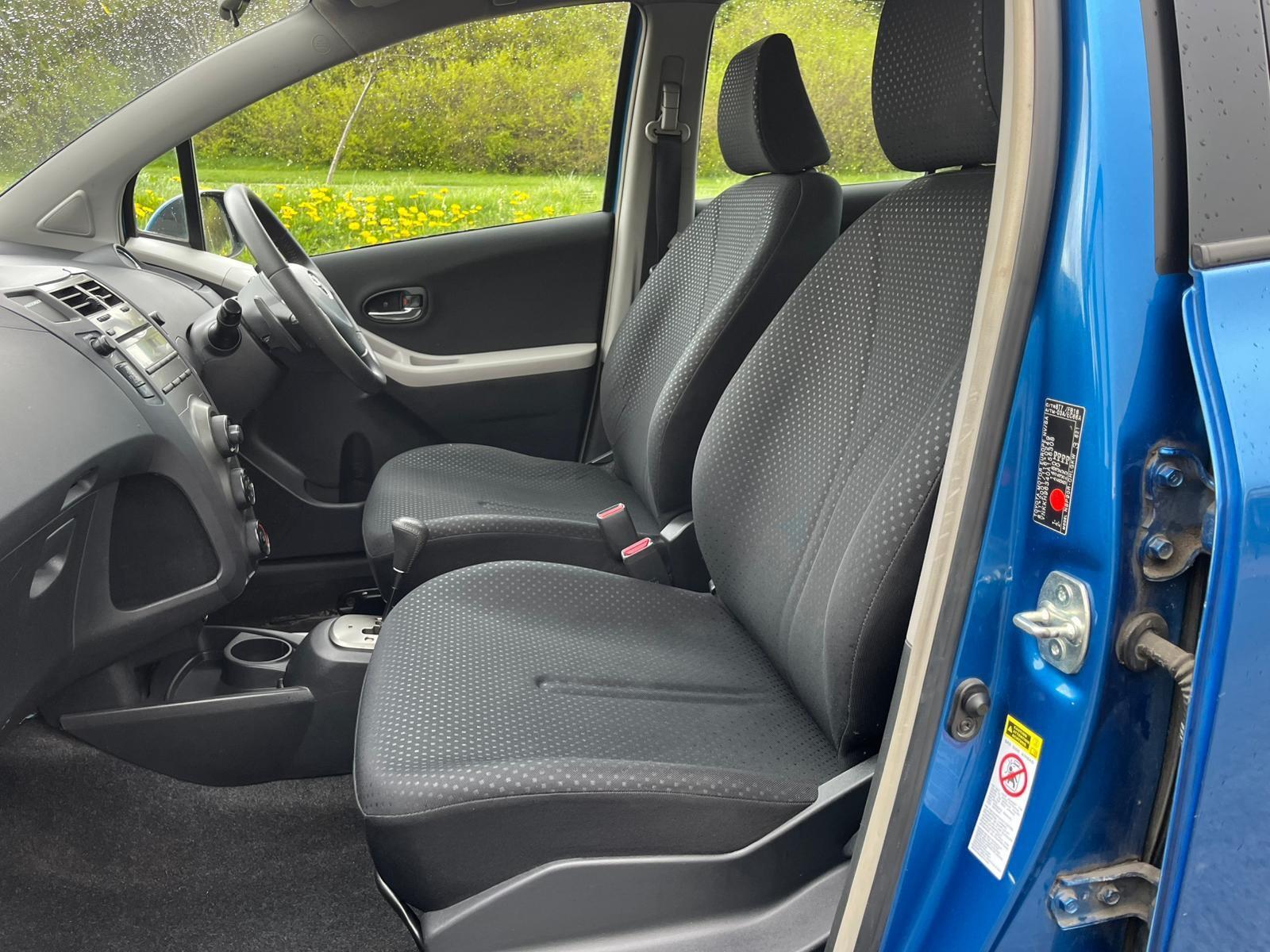 Toyota Yaris - Image 7