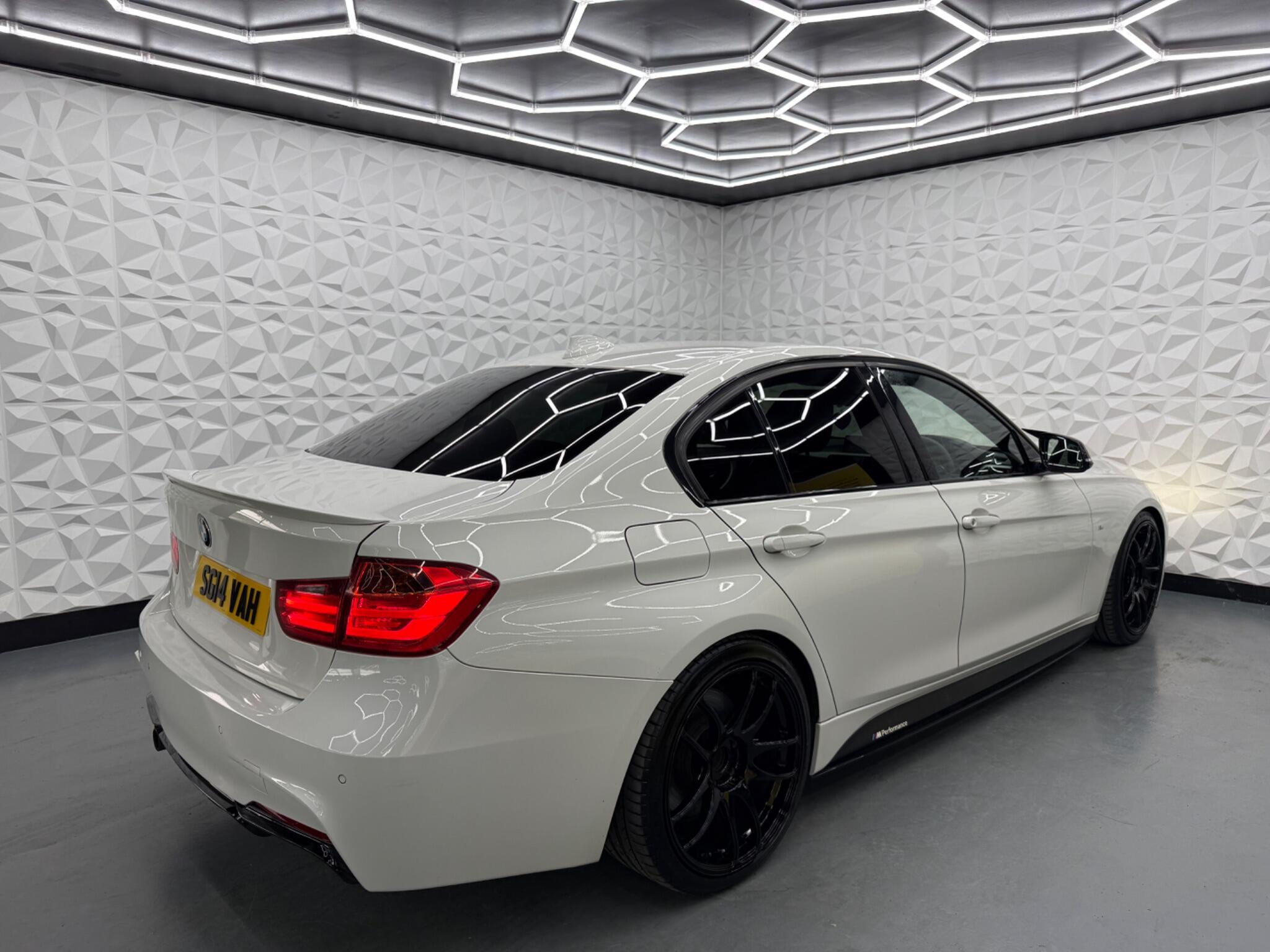 BMW 3 Series - Image 11