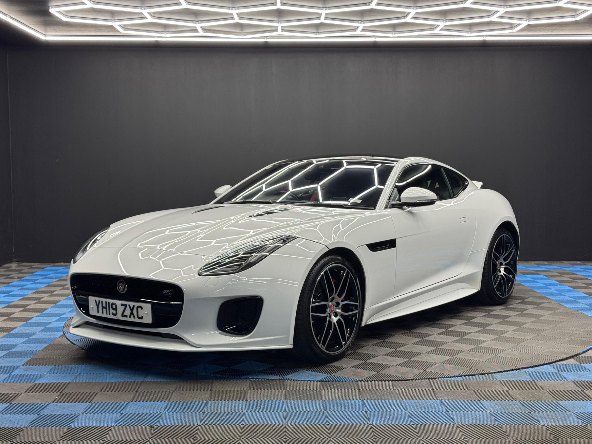 Jaguar F-Type - Image 3