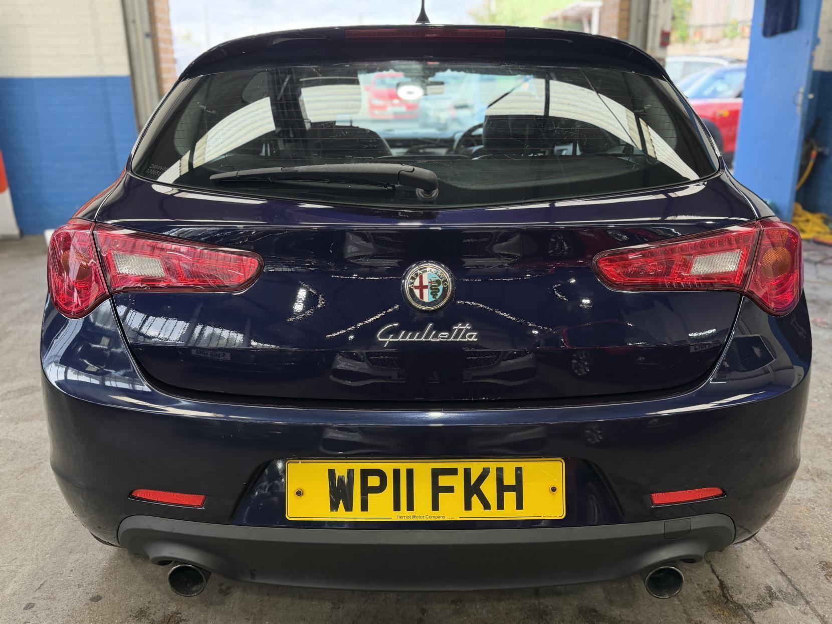 Alfa Romeo Giulietta - Image 4