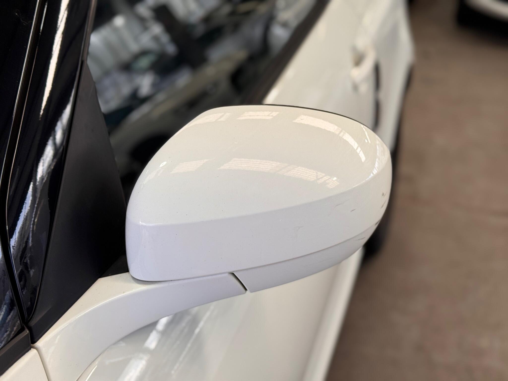 Suzuki Swift - Image 12