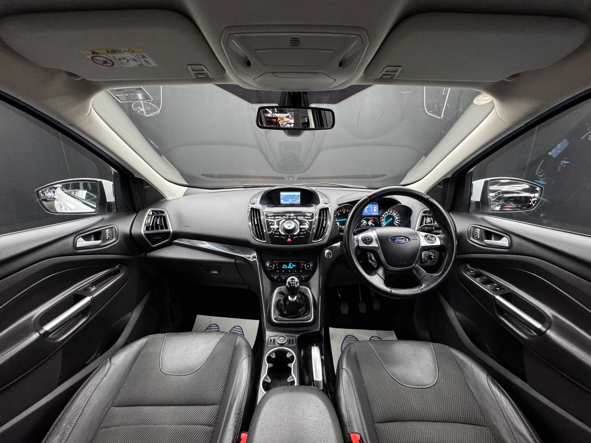 Ford Kuga - Image 17