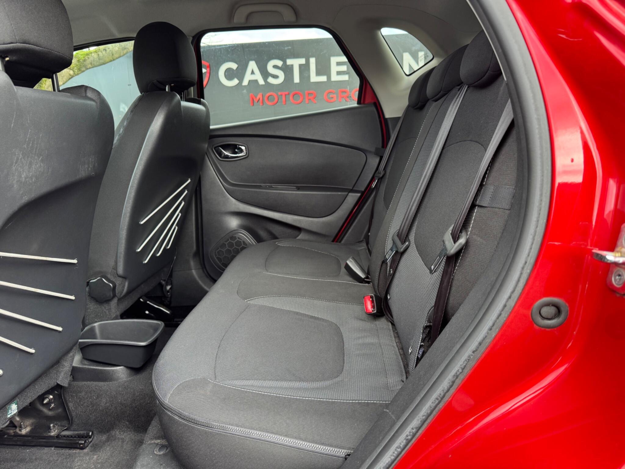 Renault Captur - Image 22