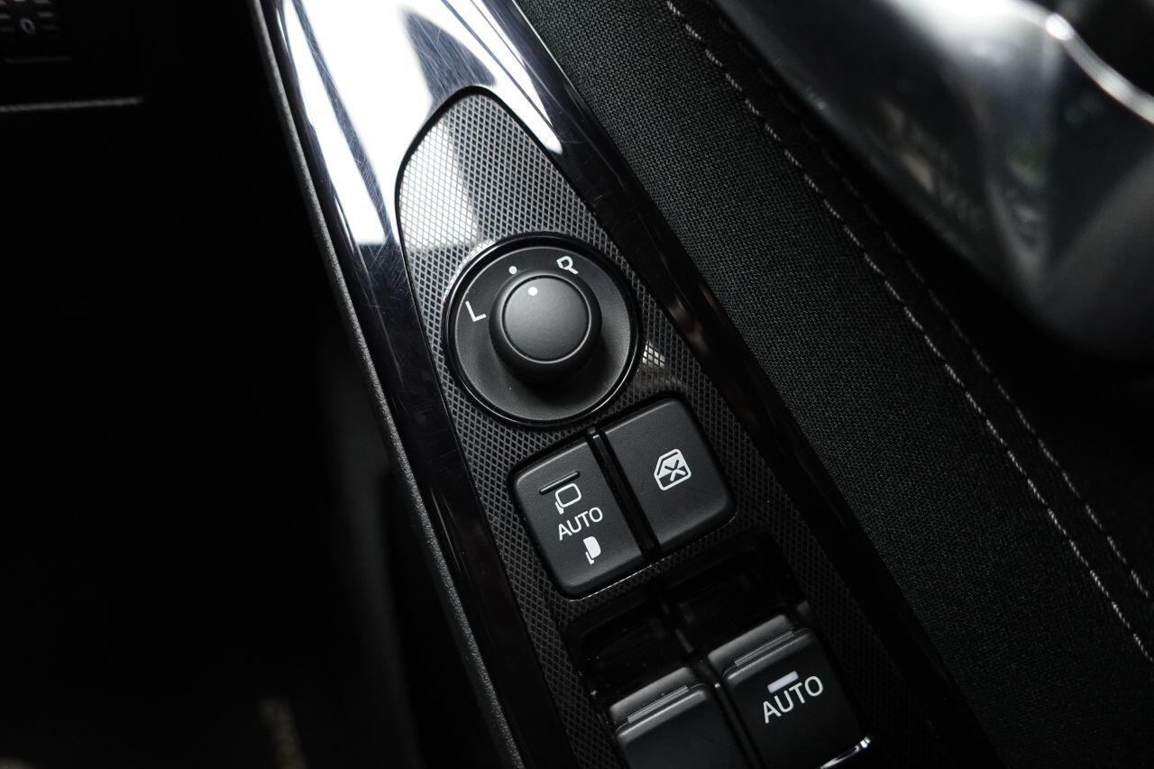 Mazda MAZDA2 - Image 44