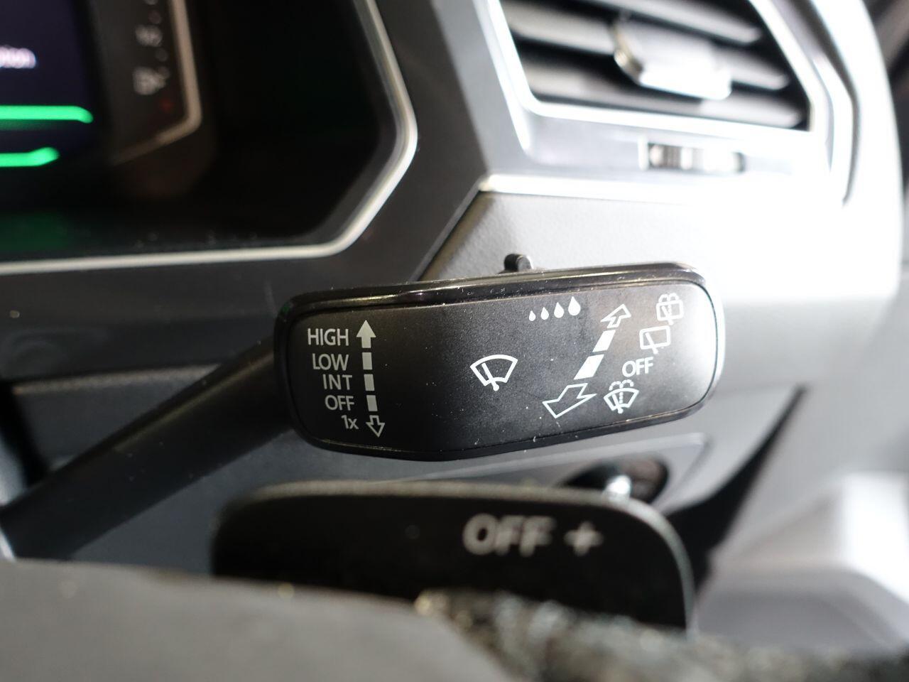 Volkswagen Tiguan - Image 17