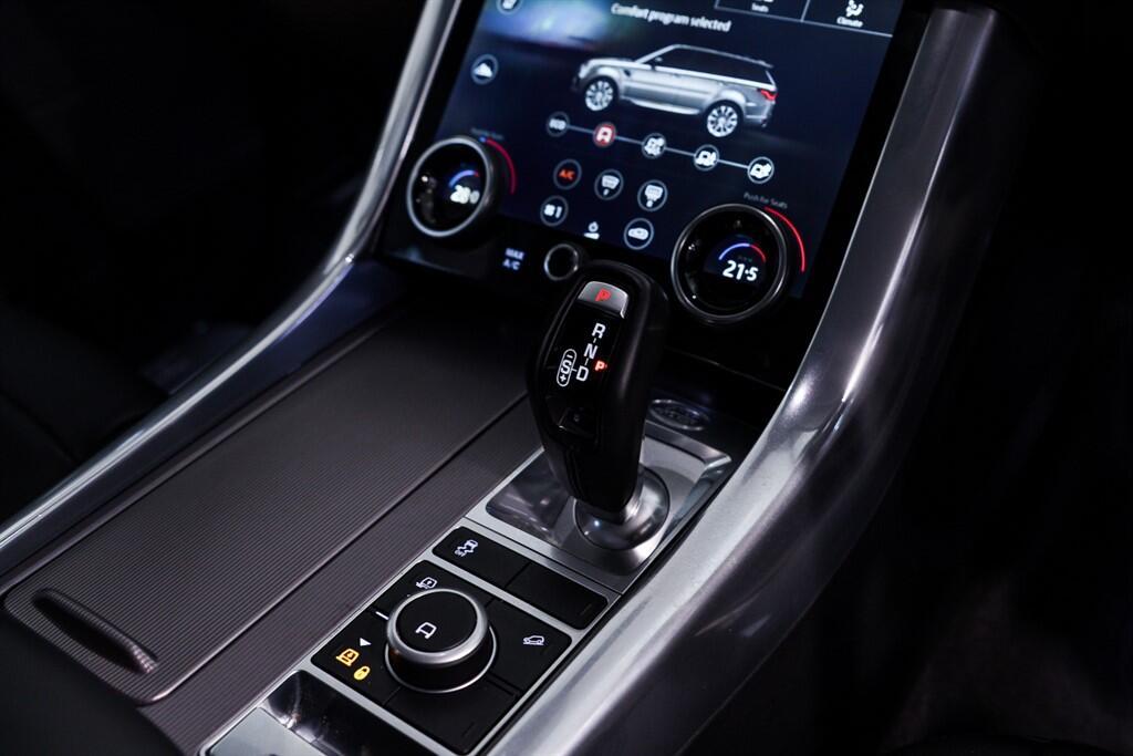 Land Rover RANGE ROVER SPORT - Image 16