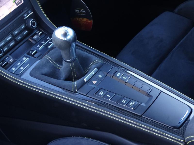 Porsche 718 Cayman - Image 15