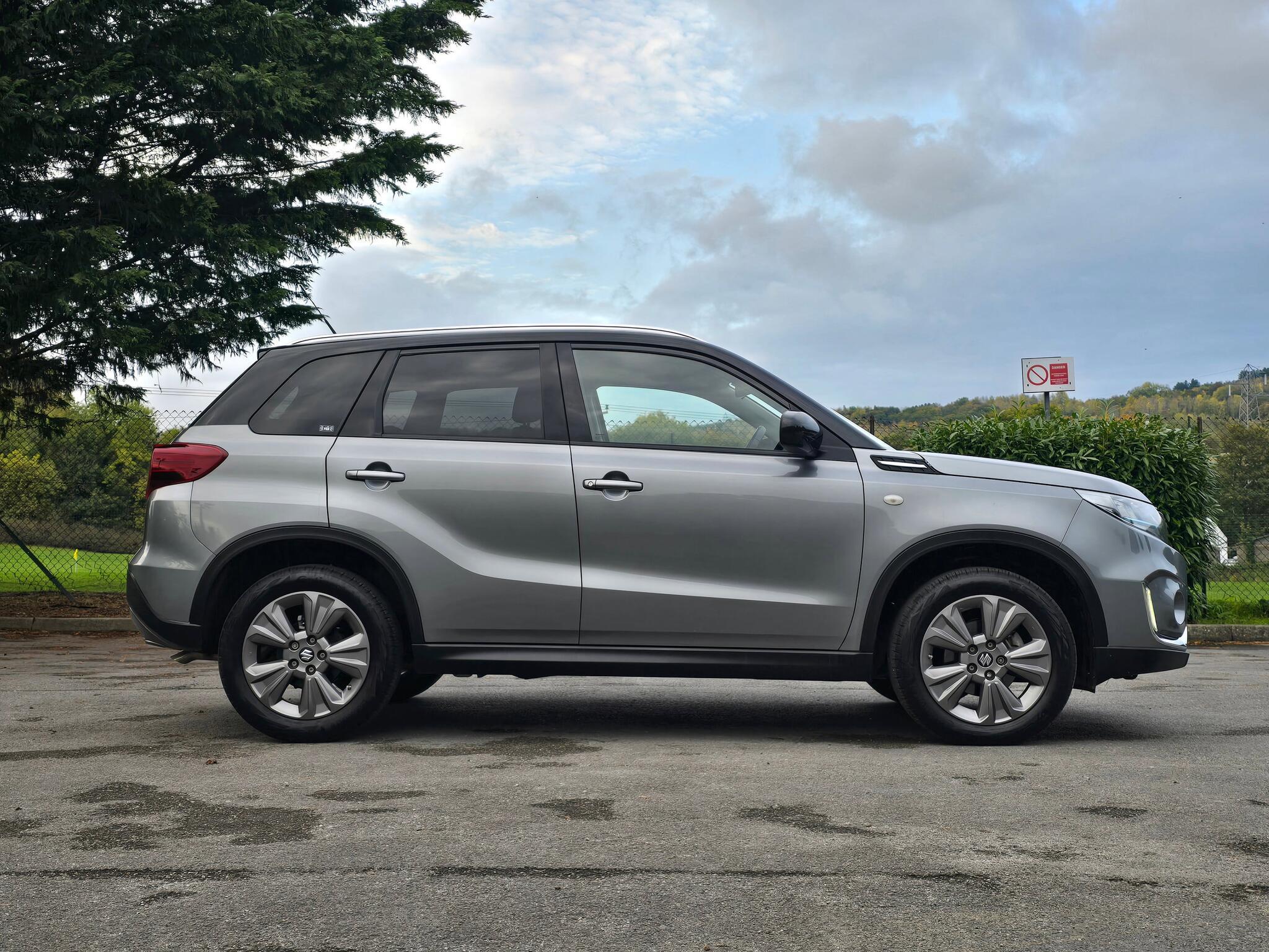 Suzuki Vitara - Image 14