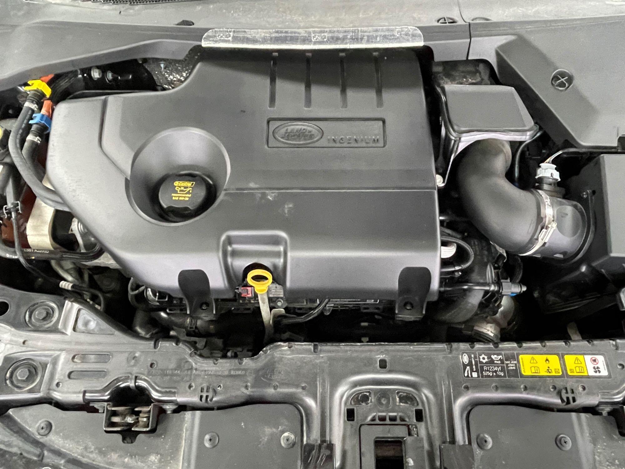 Land Rover Range Rover Evoque - Image 18