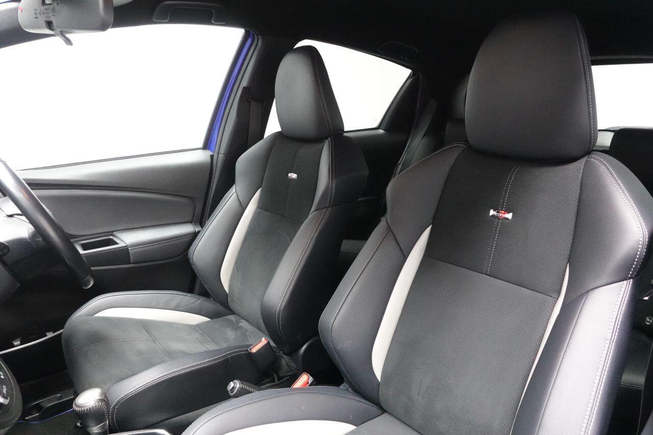Toyota Yaris - Image 34
