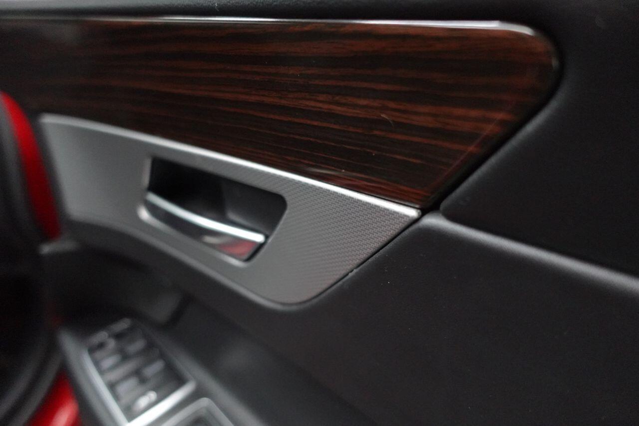 Jaguar XF - Image 20
