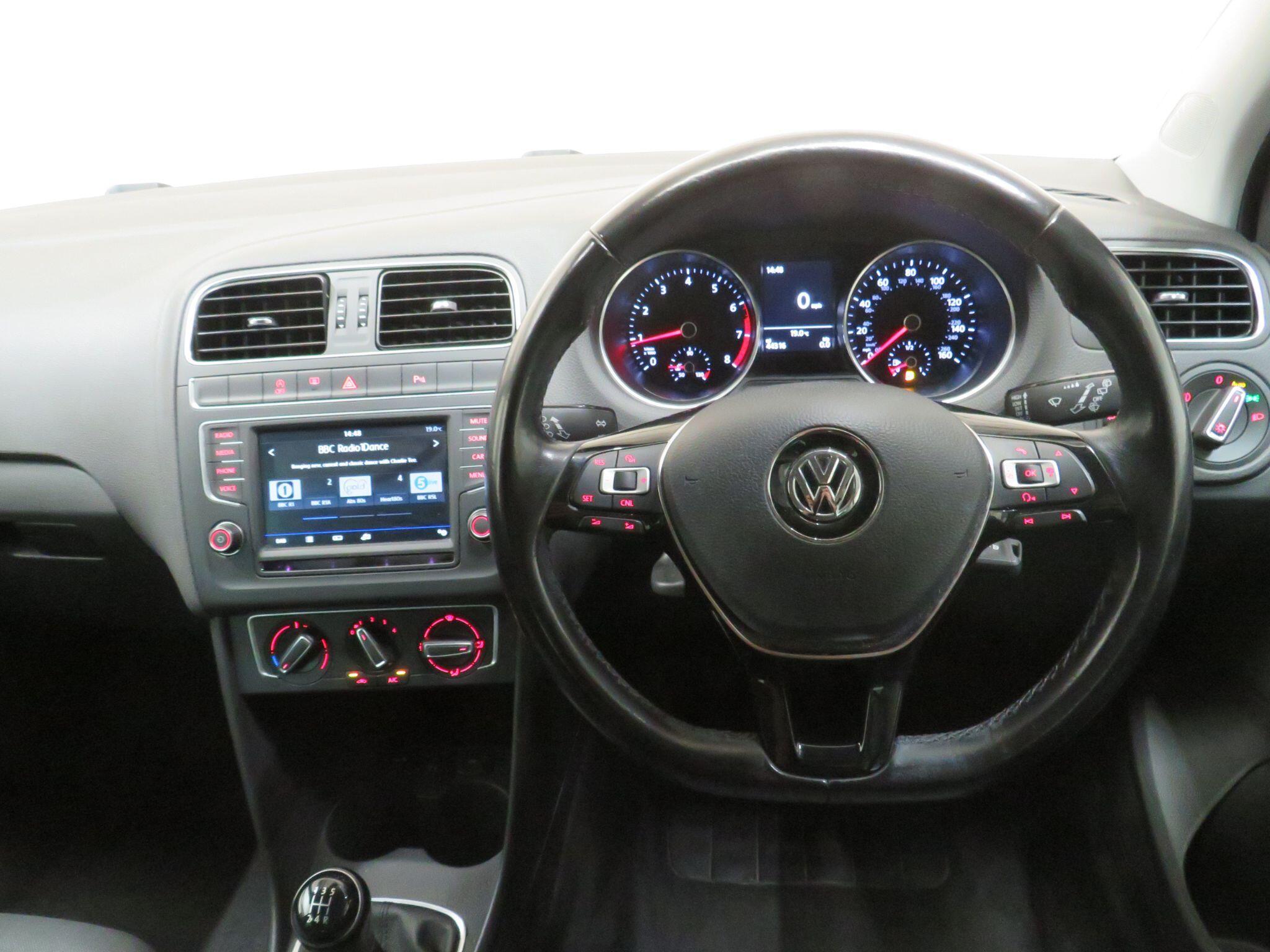 Volkswagen Polo - Image 17