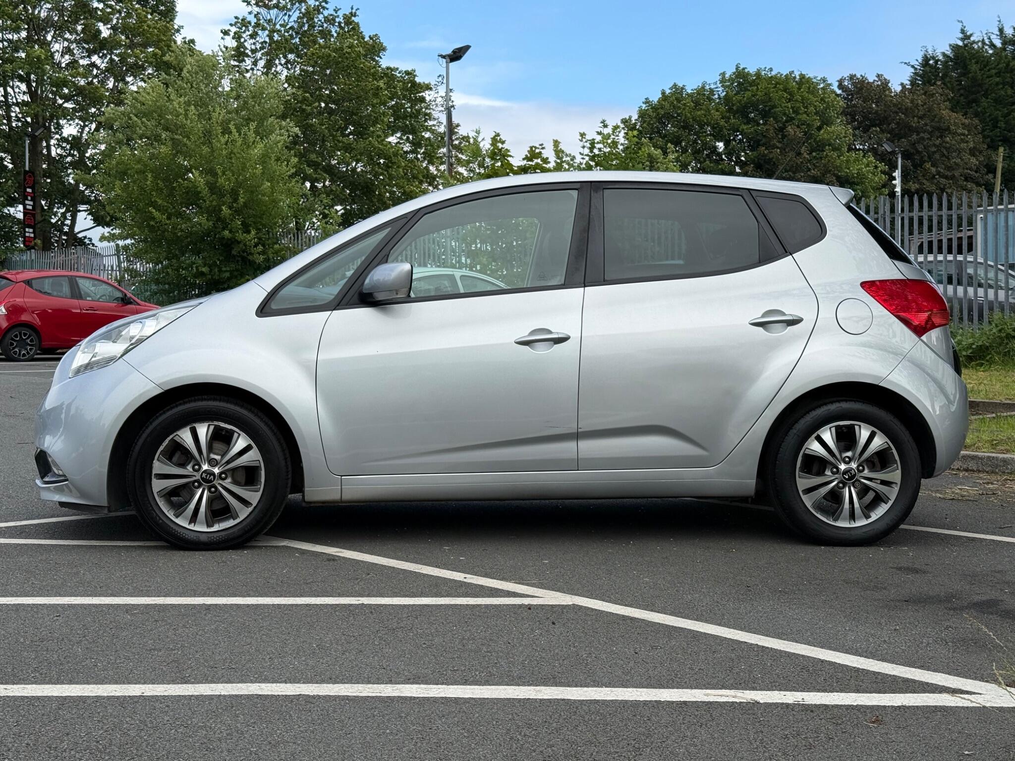 Kia Venga - Image 7