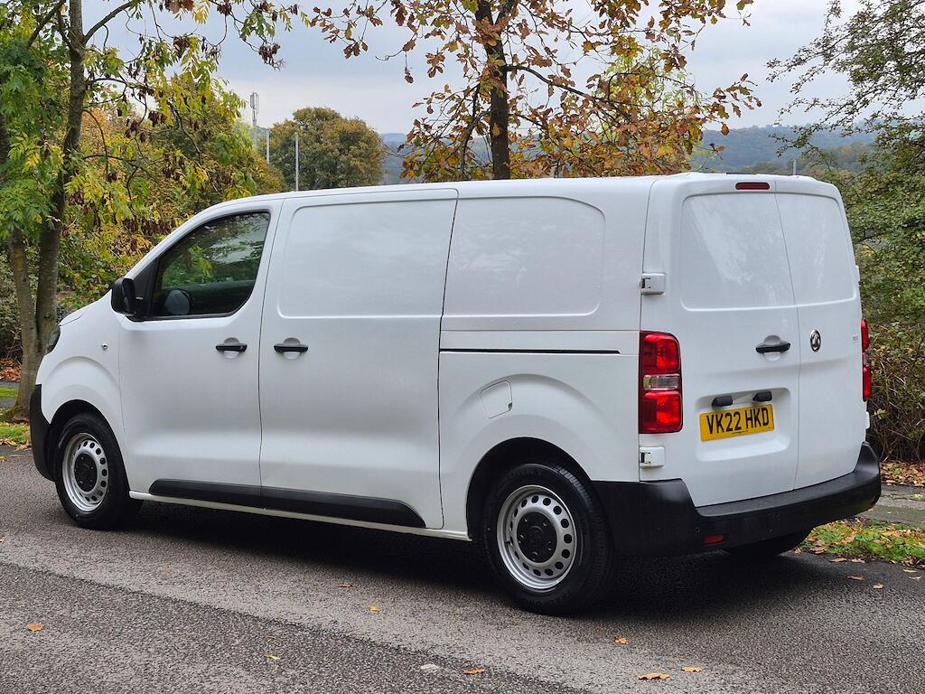 Vauxhall Vivaro - Image 5