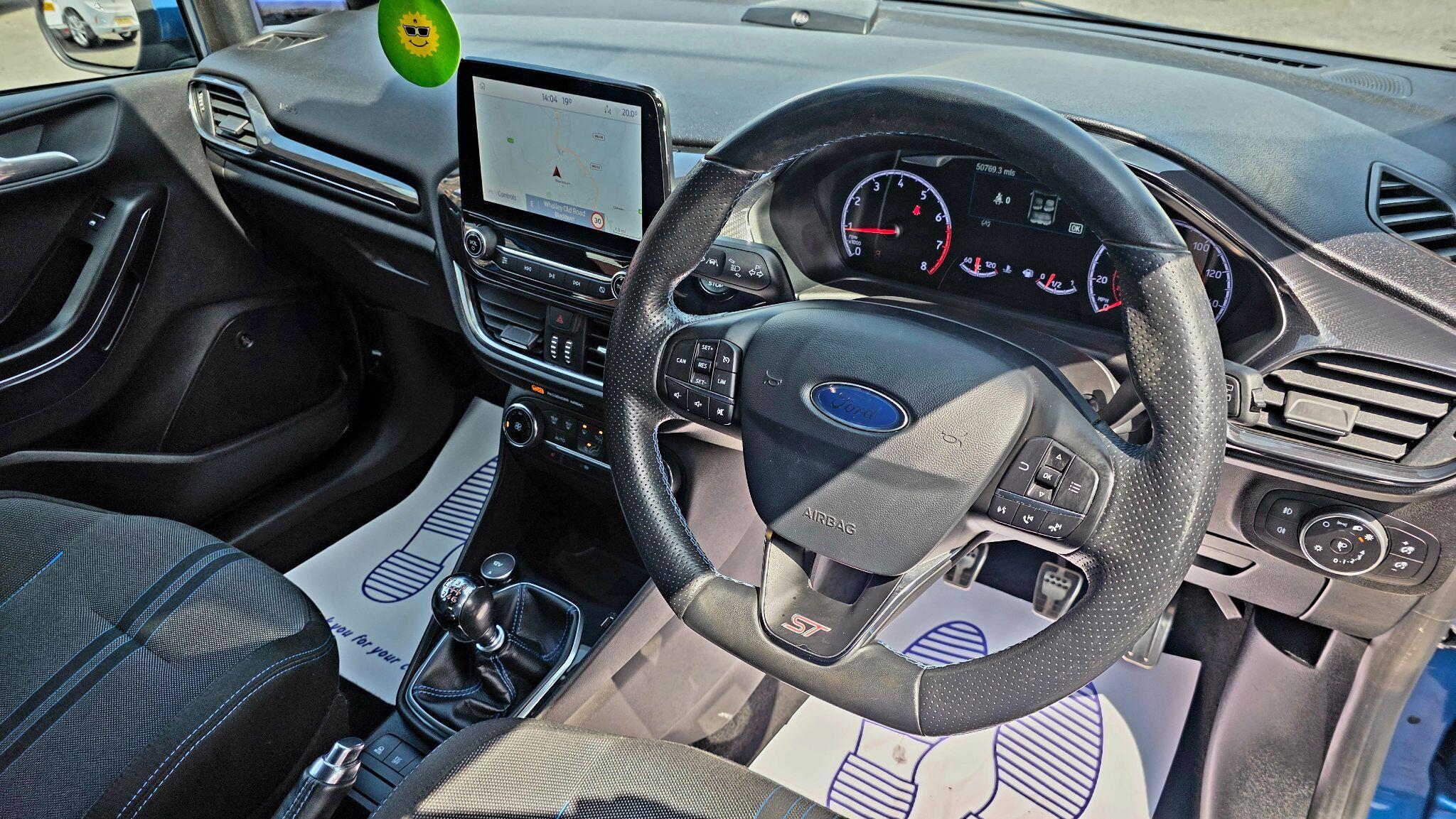 Ford Fiesta - Image 24