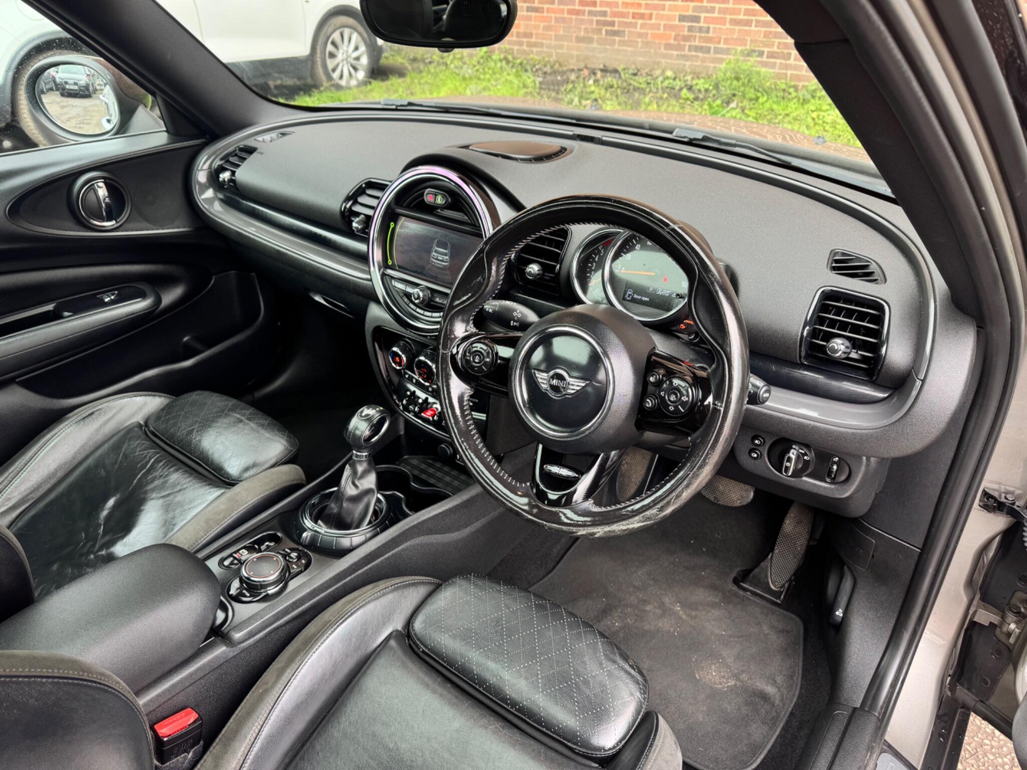 MINI Clubman - Image 23