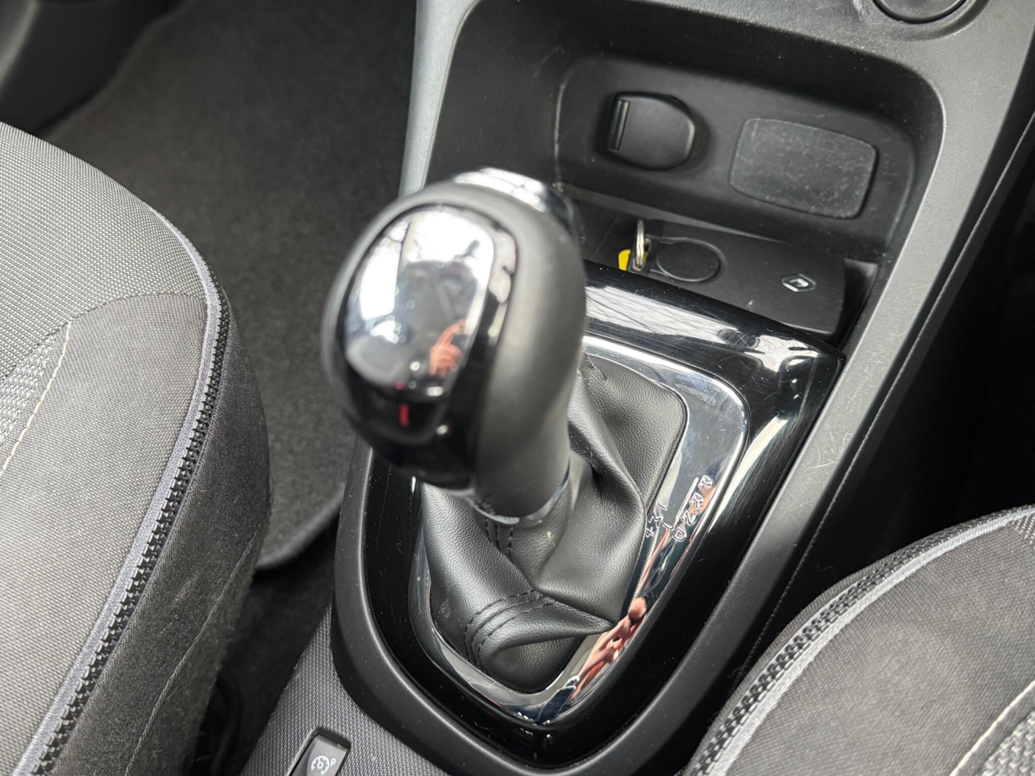 Renault Captur - Image 12